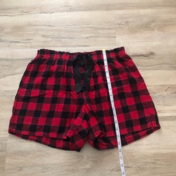 Denver Hayes Red and Black Plaid Shorts - Picture 5 of 6